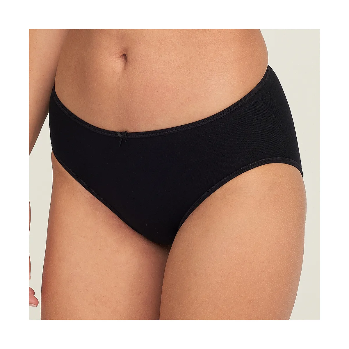 5636b SEAMLESS BOW PANTY