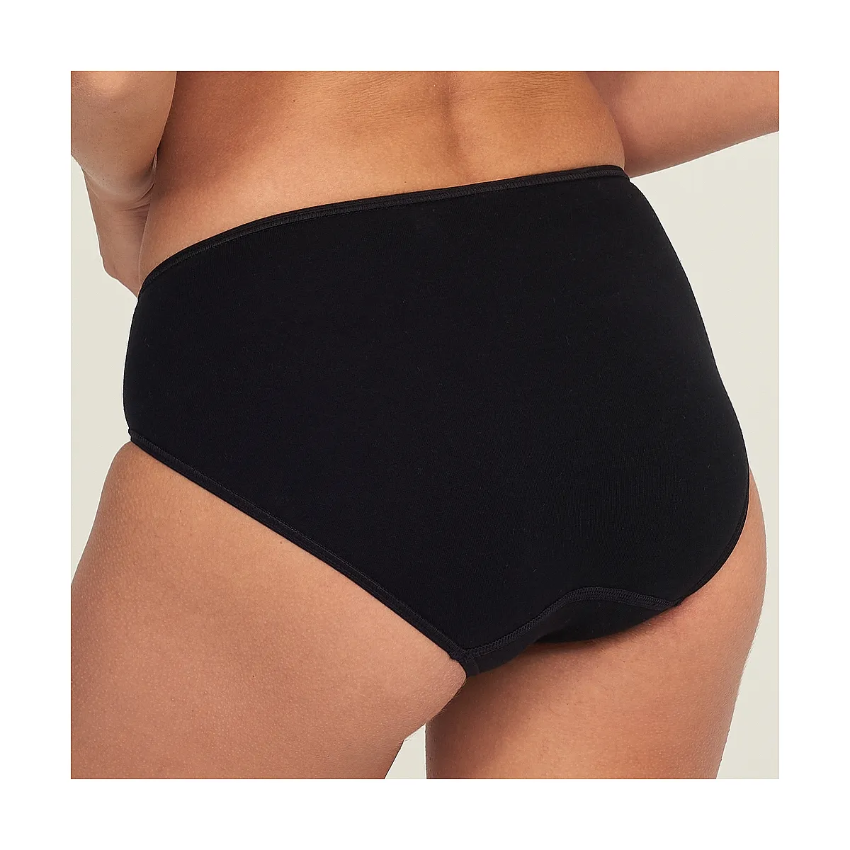 5636b SEAMLESS BOW PANTY