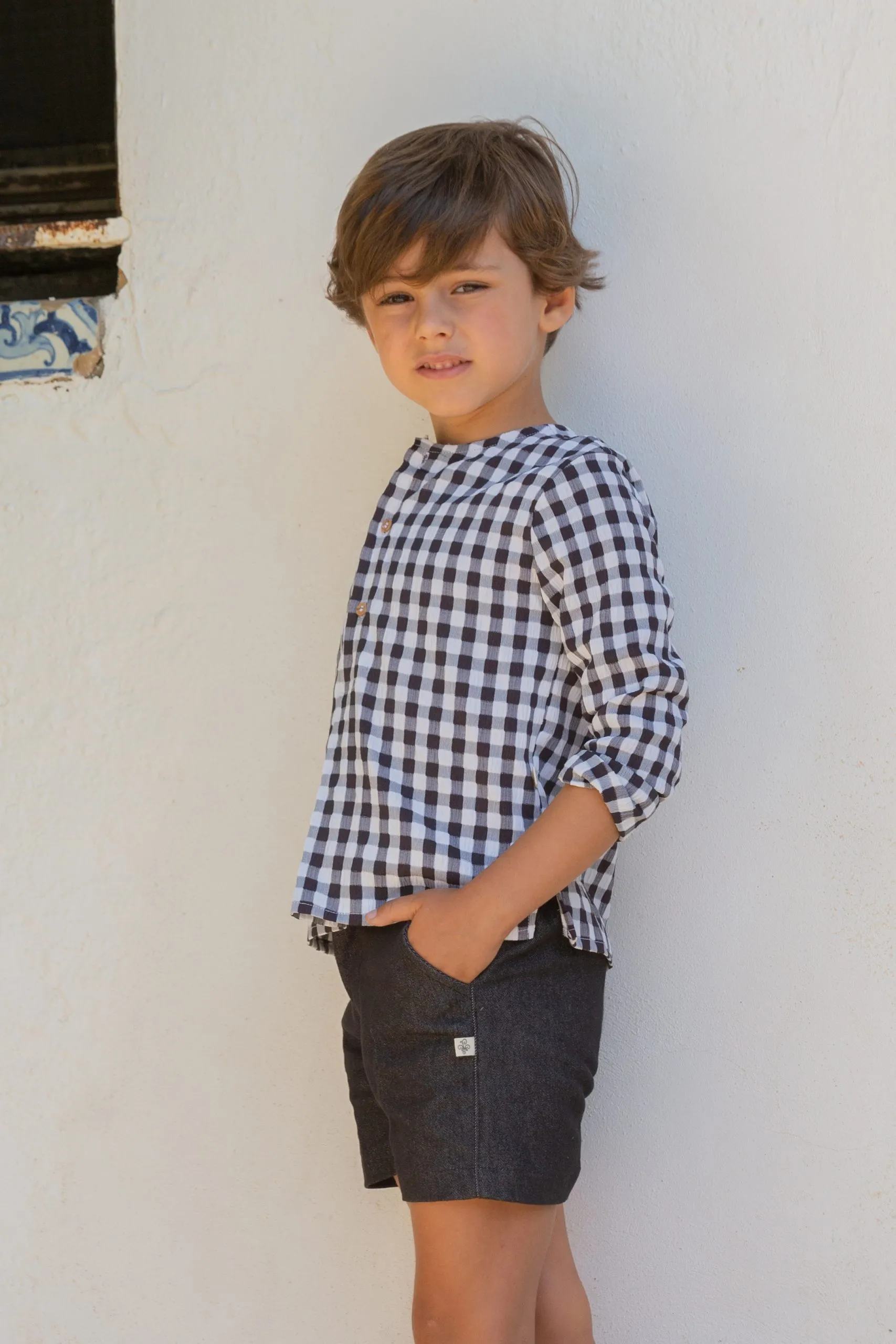 A Camisa de niño Pilar Batanero vichy negro R130428