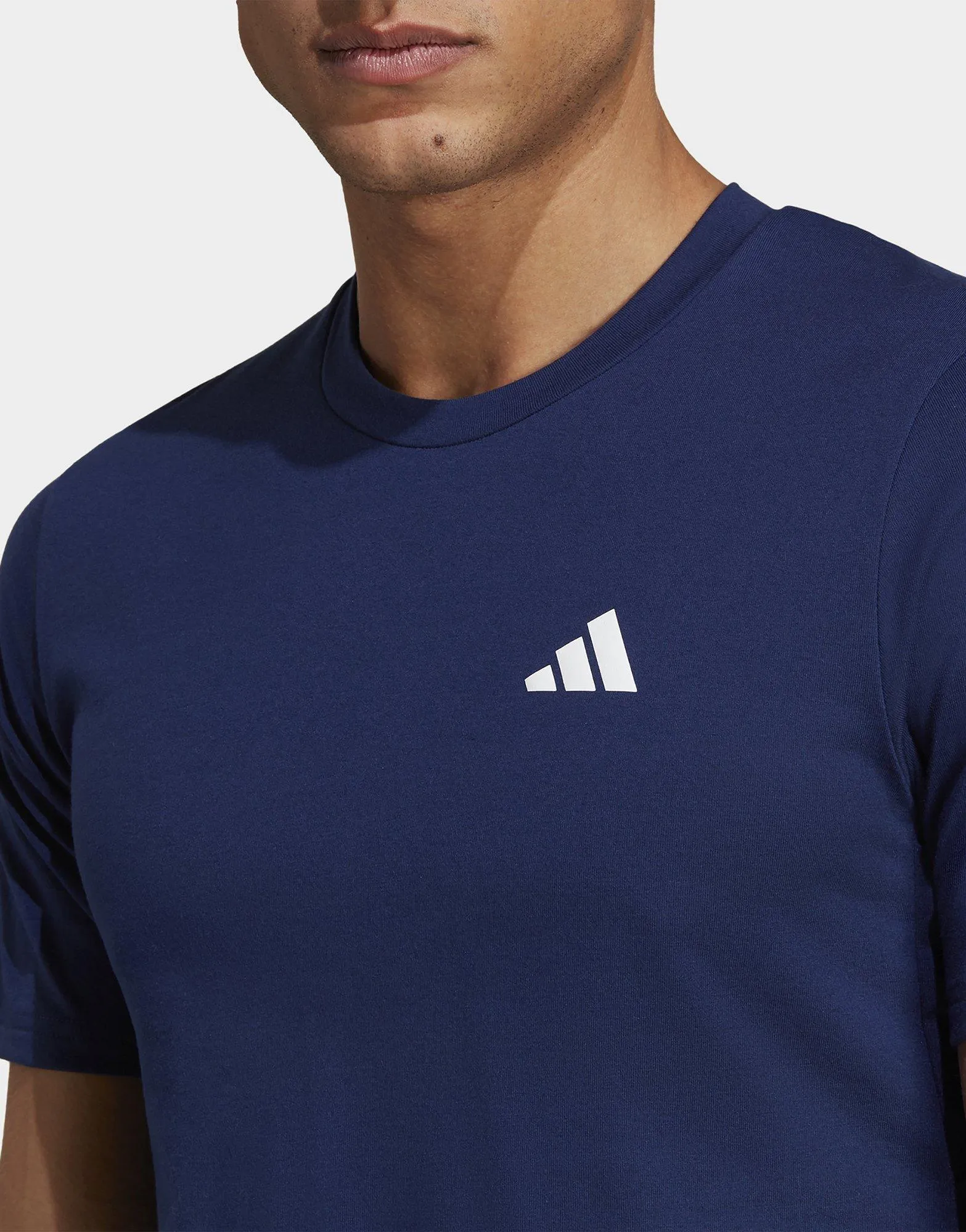 adidas Camiseta Train Essentials Feelready Training