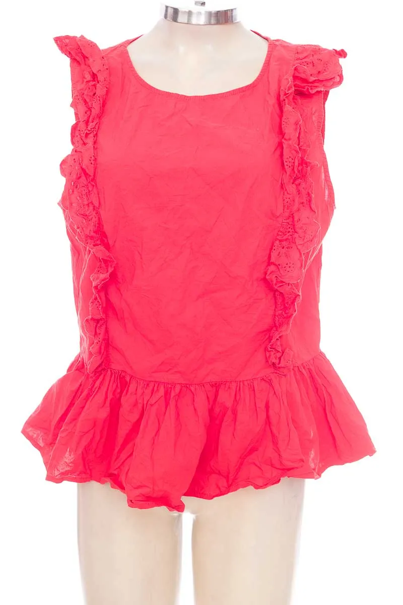 BLUSA COLOR ROJO  ARKITECT