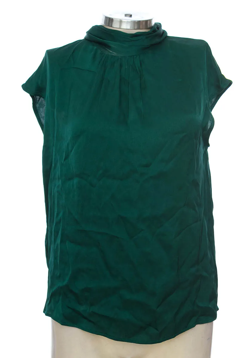 BLUSA COLOR VERDE  MNG