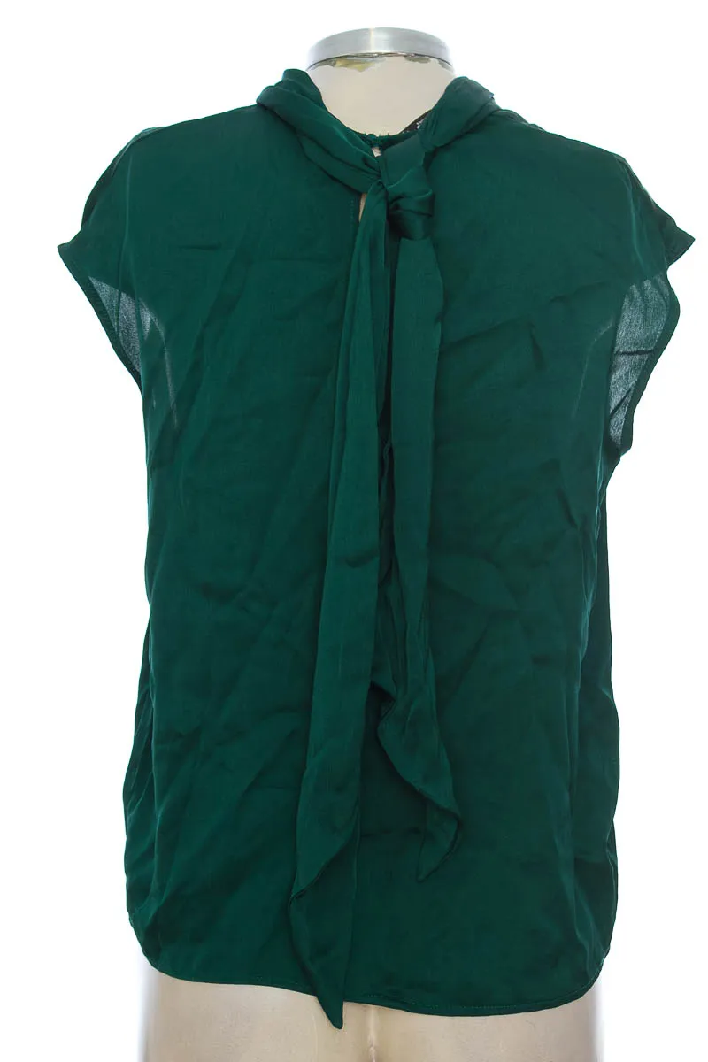 BLUSA COLOR VERDE  MNG