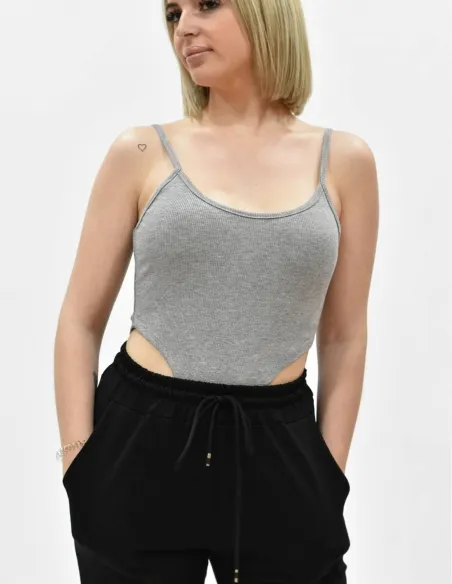 Body canalé tirantes gris