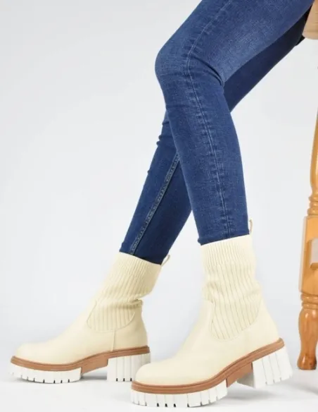 Bota beige calcetin