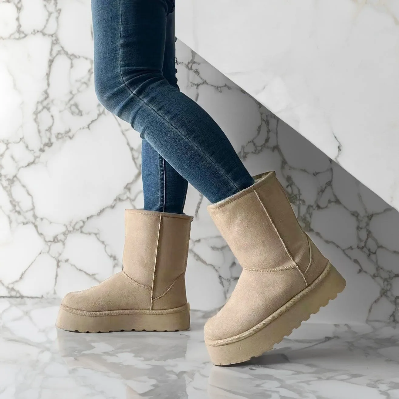 Botas australianas con plataforma y pelo caña alta mujer color beige