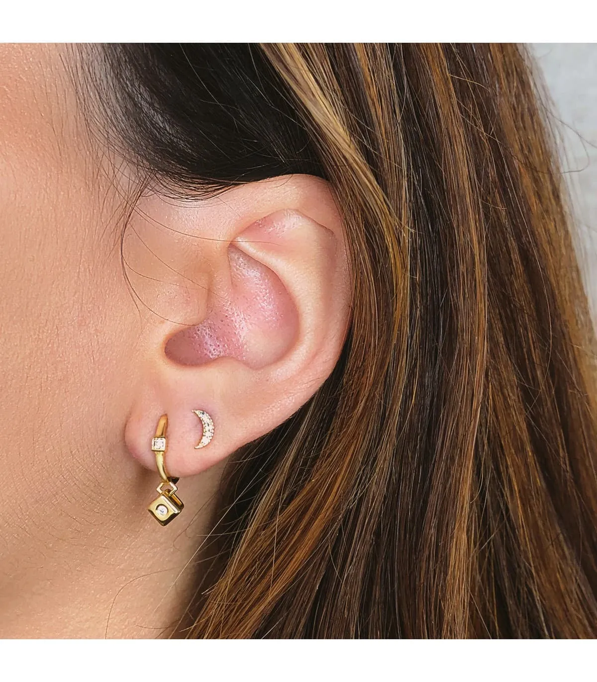 Boucles d'oreilles Moon Diamants 0.050 Carats Or Jaune 18K