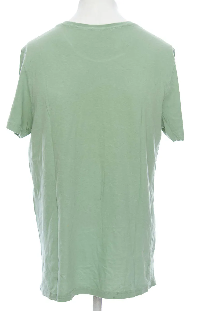 CAMISETA COLOR VERDE  GEF