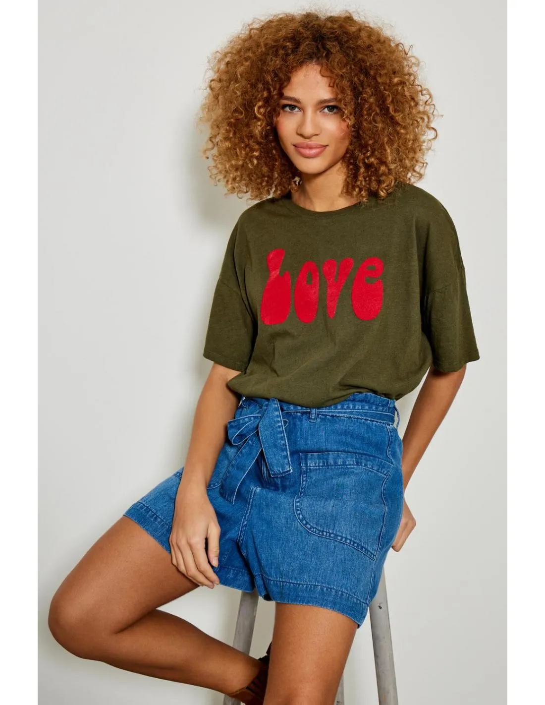 CAMISETA CON ESTAMPADO LOVE KAKI FIVE PARIS