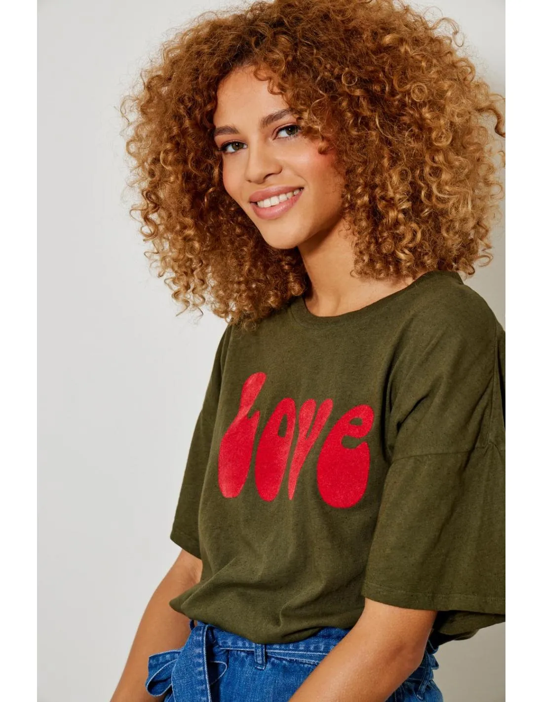 CAMISETA CON ESTAMPADO LOVE KAKI FIVE PARIS