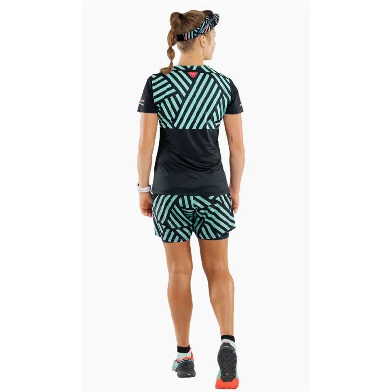 camiseta trail running Dynafit TRAIL GRAPHIC SHIRT (azul marino RAZZLE DAZZLE) mujer