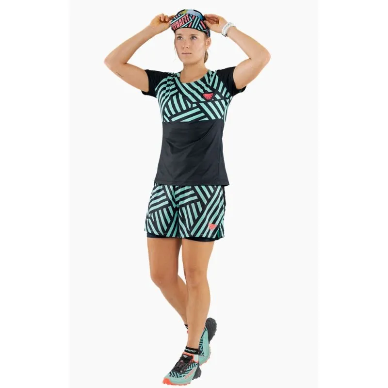 camiseta trail running Dynafit TRAIL GRAPHIC SHIRT (azul marino RAZZLE DAZZLE) mujer