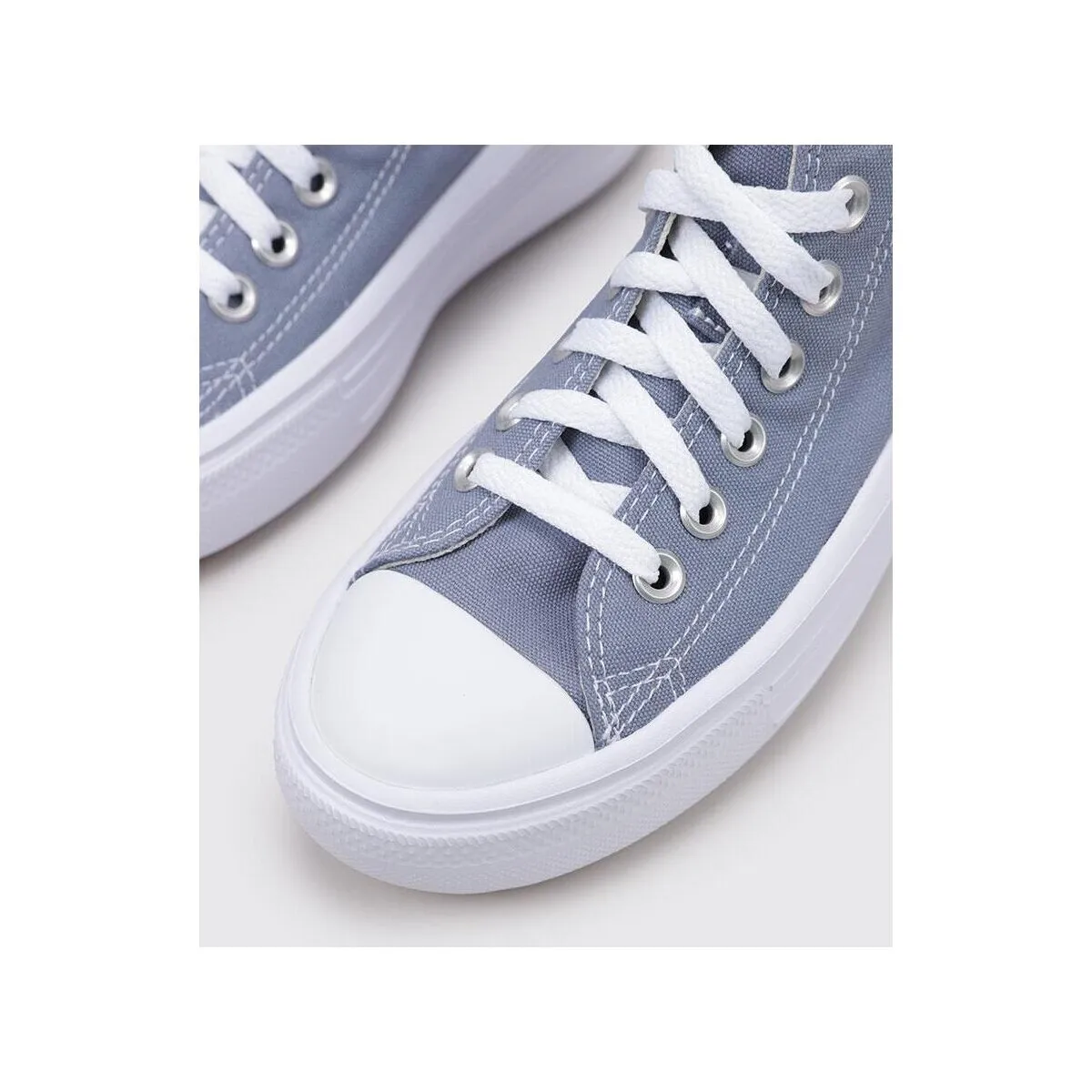 CHUCK TAYLOR ALL STAR MOVE
