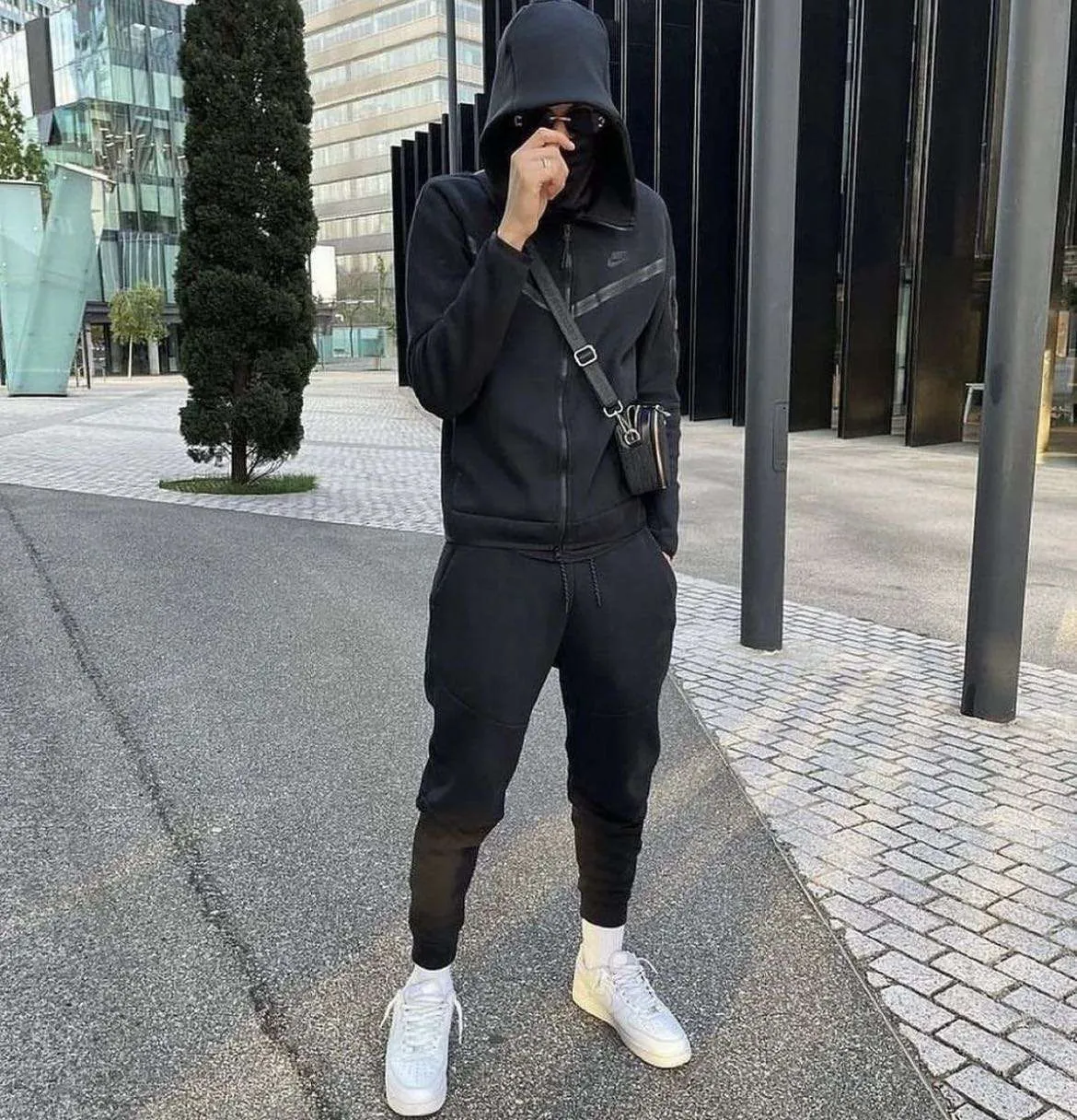 Conjunto de Chándal Nike Tech Fleece Negro