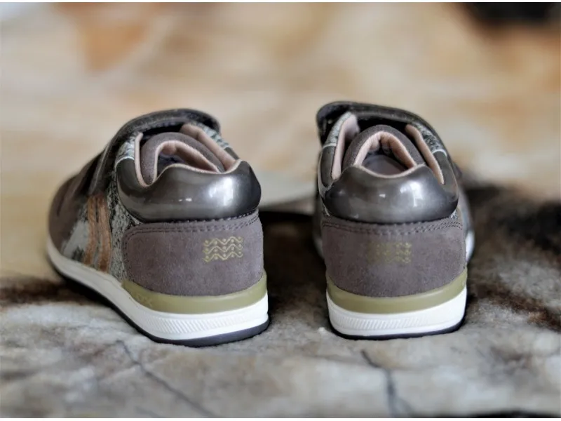 DEPORTIVO B RISHON B640LB GEOX EN COLOR GRIS O PLATAROSA