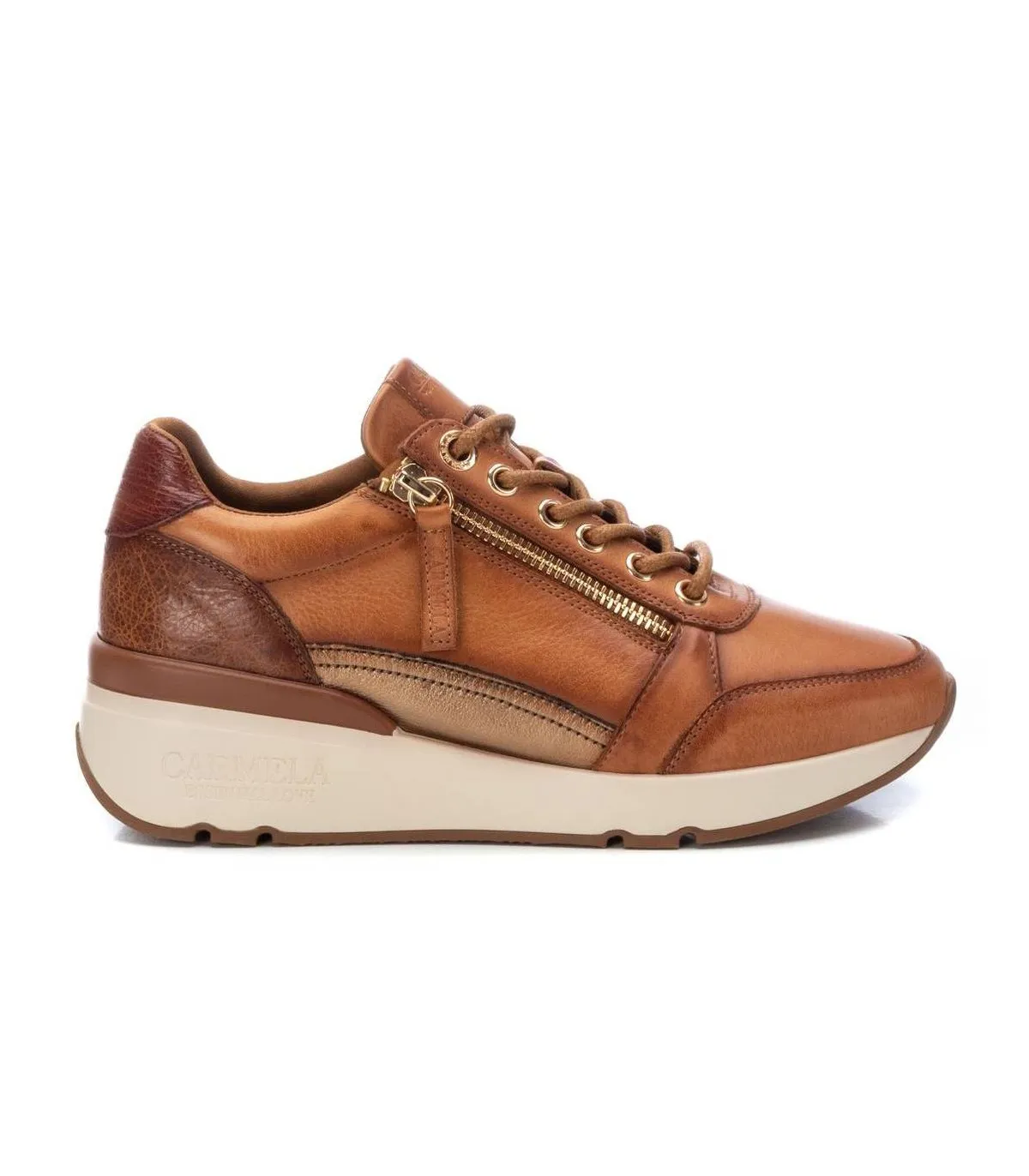 Deportivo de piel color camel