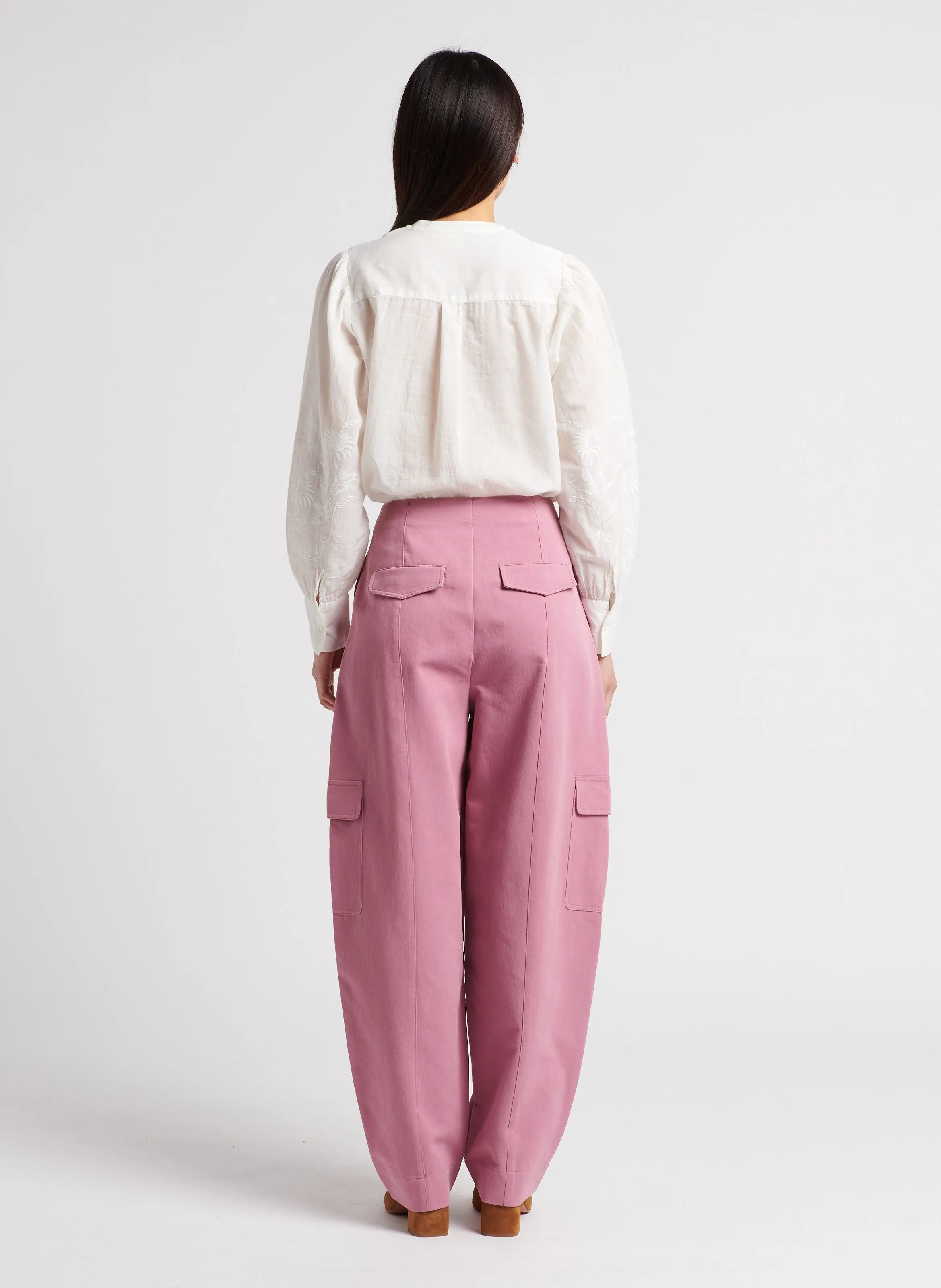 EKYOG RICHY  PANTALóN CARGO ANCHO DE ALGODóN ORGáNICO MEZCLADO EN VIOLETA