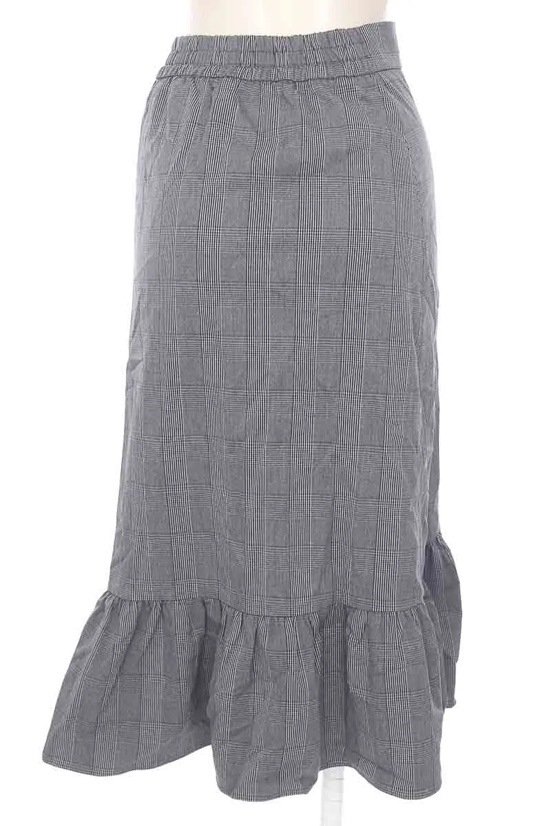 FALDA COLOR GRIS  ZARA