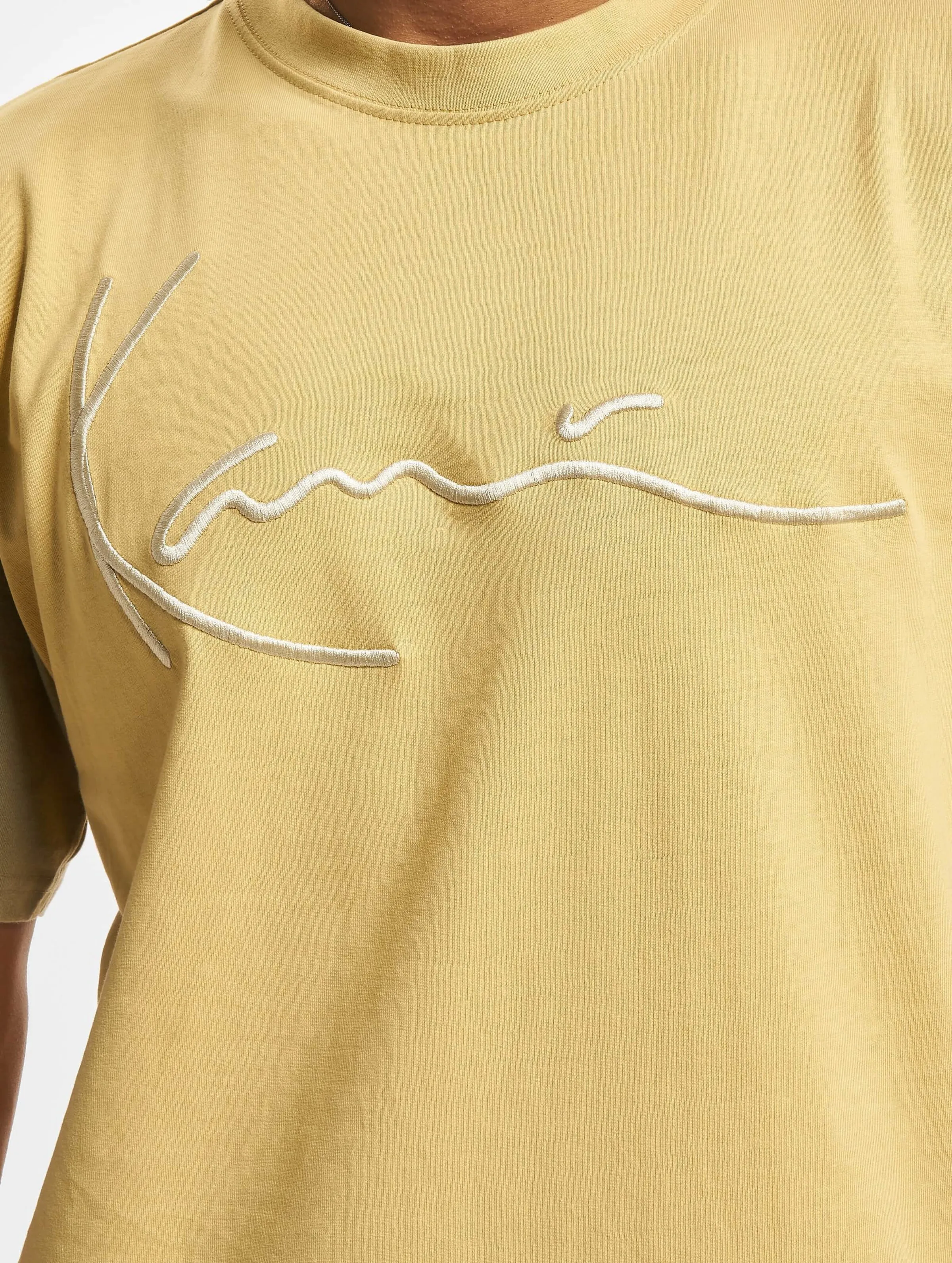 Karl Kani Signature Block