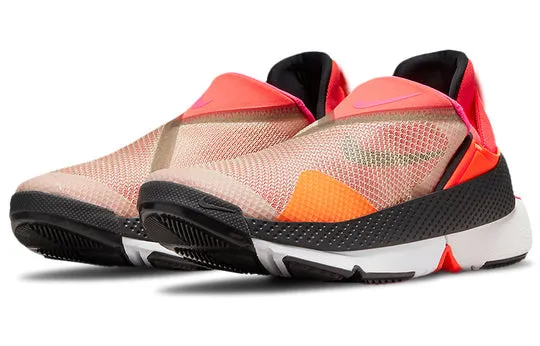 N372O Nike tenis Go Flyease coral