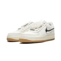 Nike Air Force x Travis Scott
