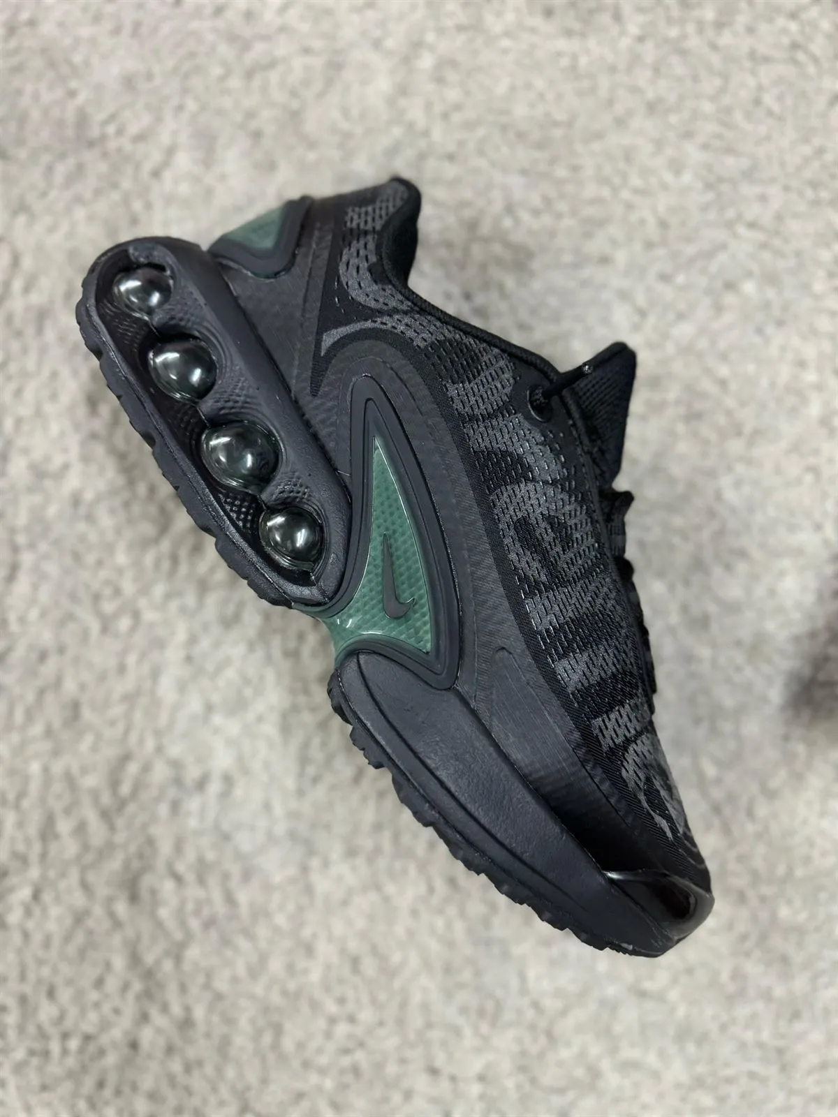 Nike DN supreme