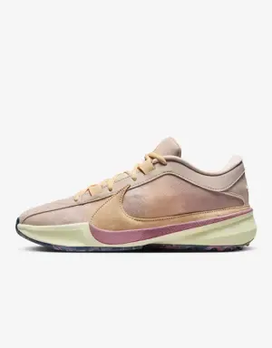 Nike Giannis Freak 5