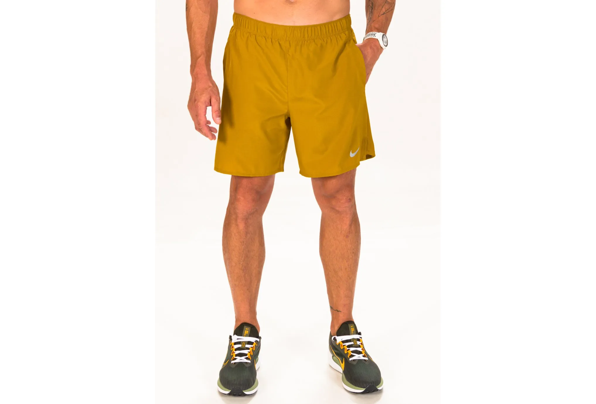 NIKE PANTALóN CORTO DRIFIT CHALLENGER