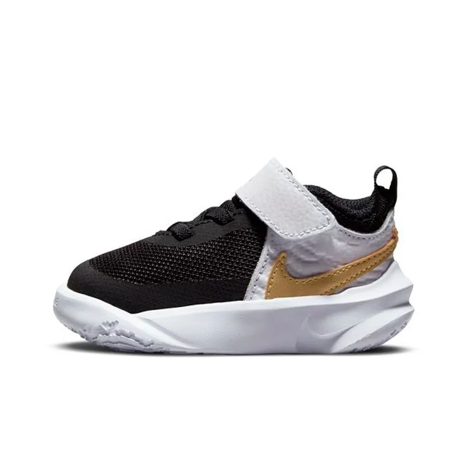 NIKE TEAM HUSTLE D 10 TD CW6737002