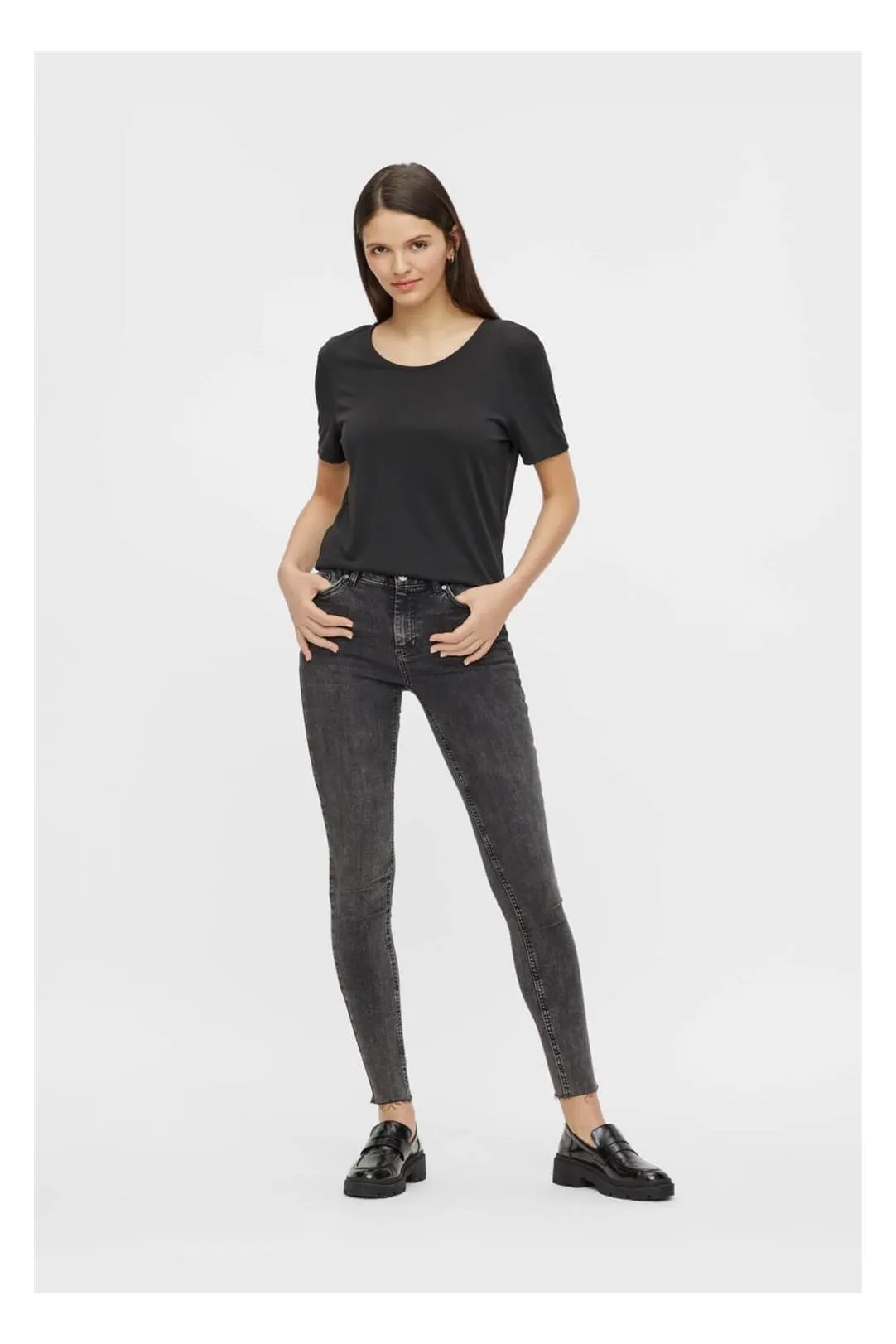 PANTALON VAQUERO PCDELLY GRIS OSCURO