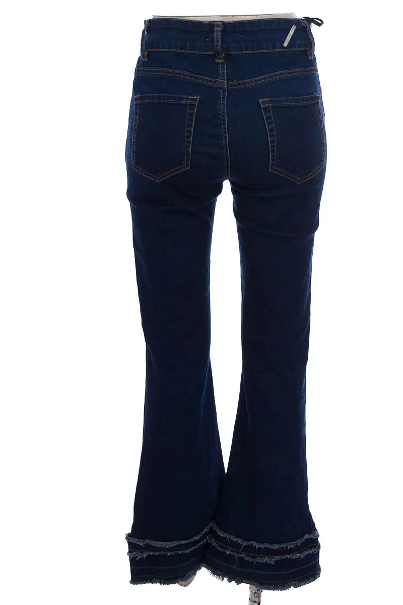 PANTALóN COLOR AZUL  ELA