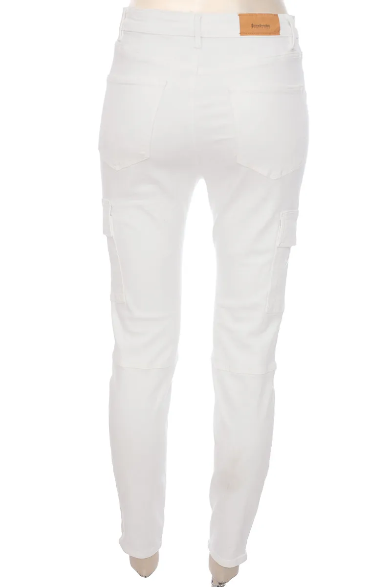 PANTALóN COLOR BLANCO  STRADIVARIUS