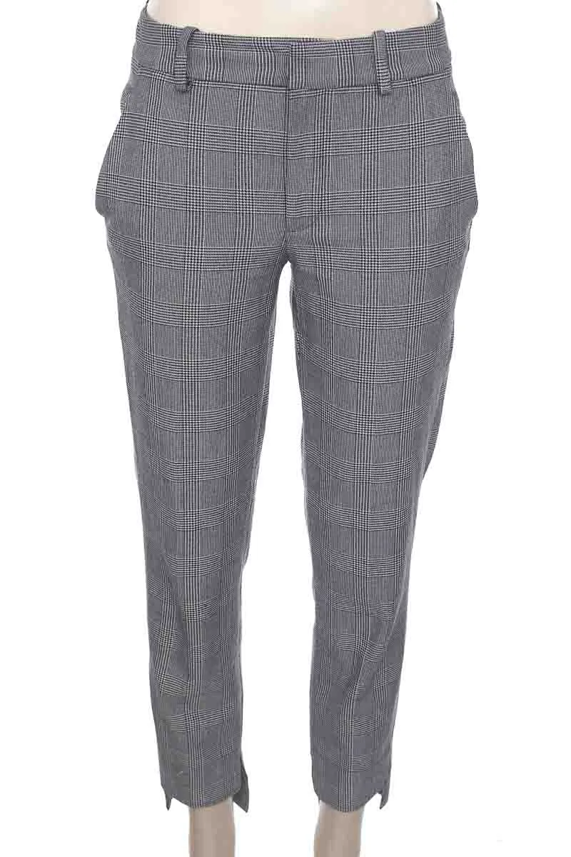 PANTALóN COLOR GRIS  ZARA