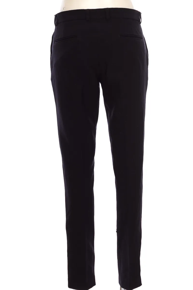 PANTALóN COLOR VINOTINTO  ZARA