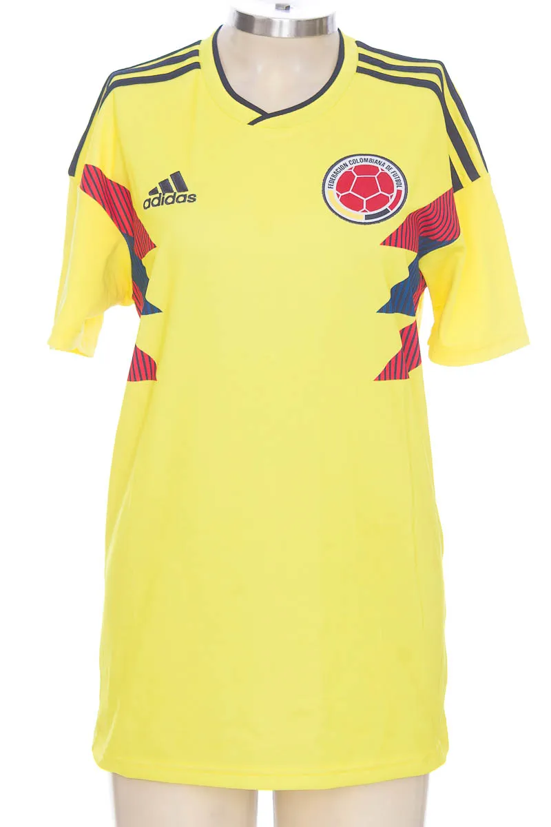 ROPA DEPORTIVA / SALIDA DE BAñO COLOR AMARILLO  ADIDAS