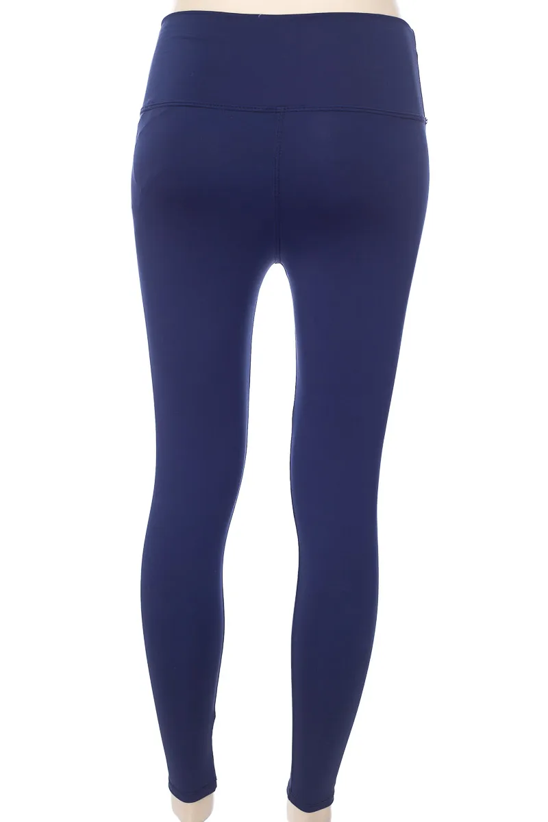 ROPA DEPORTIVA / SALIDA DE BAñO COLOR AZUL  CLOSEANDO