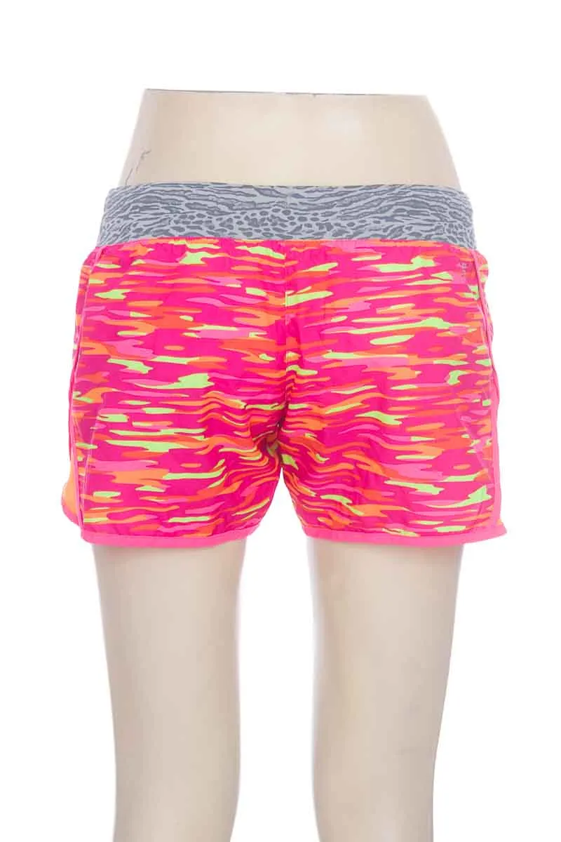 ROPA DEPORTIVA / SALIDA DE BAñO COLOR FUCSIA  NIKE
