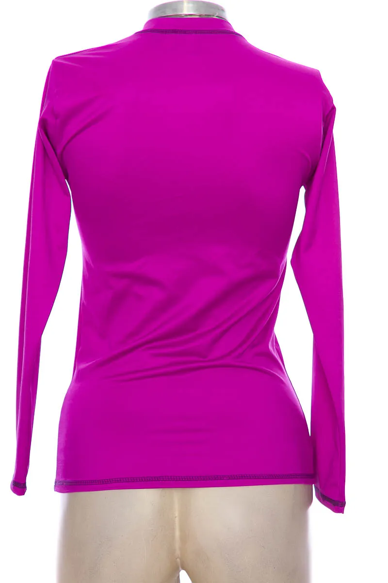 ROPA DEPORTIVA / SALIDA DE BAñO COLOR MORADO  CLOSEANDO
