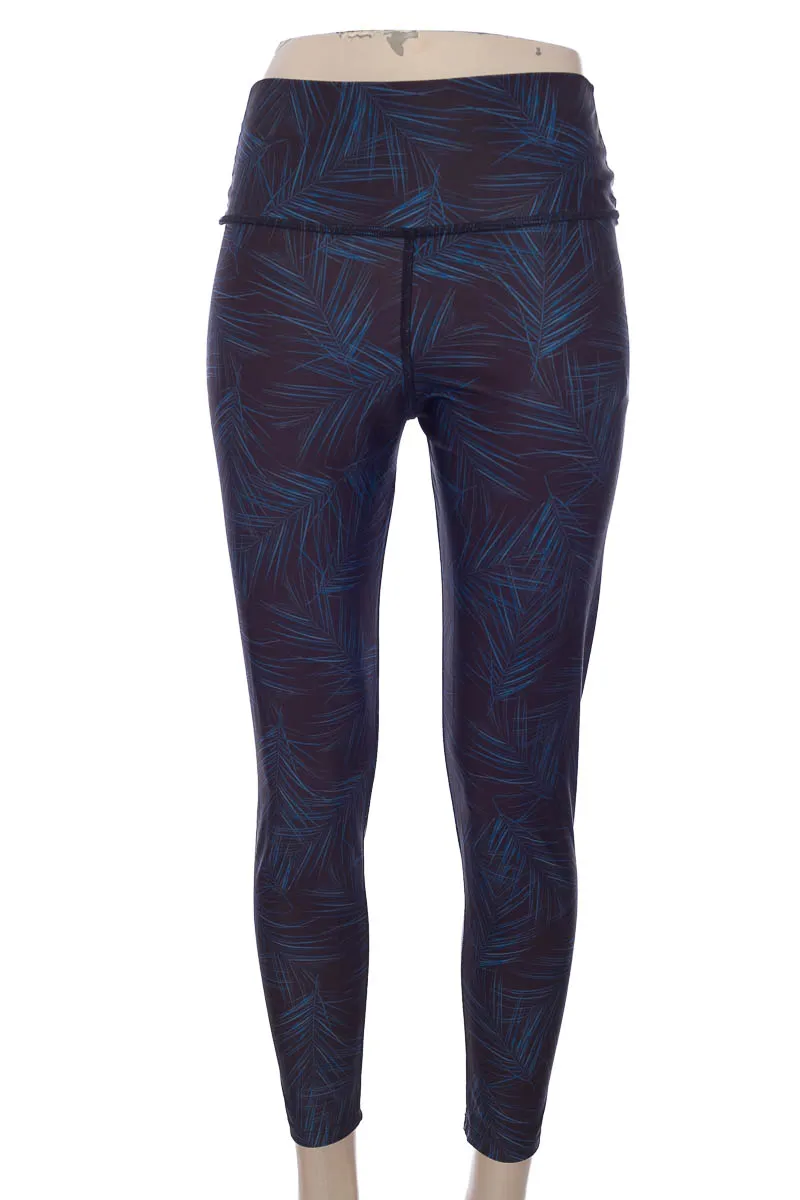 ROPA DEPORTIVA / SALIDA DE BAñO COLOR NEGRO  BRONZINI