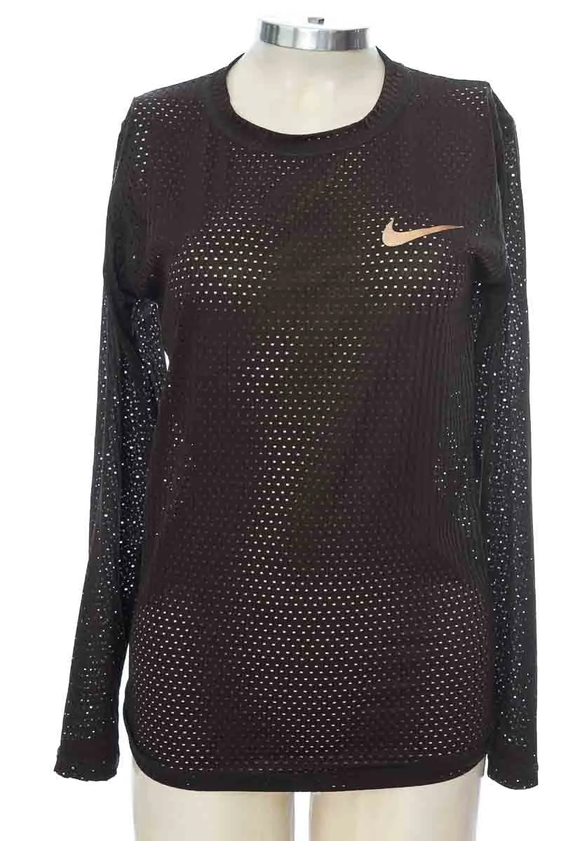 ROPA DEPORTIVA / SALIDA DE BAñO COLOR NEGRO  CLOSEANDO