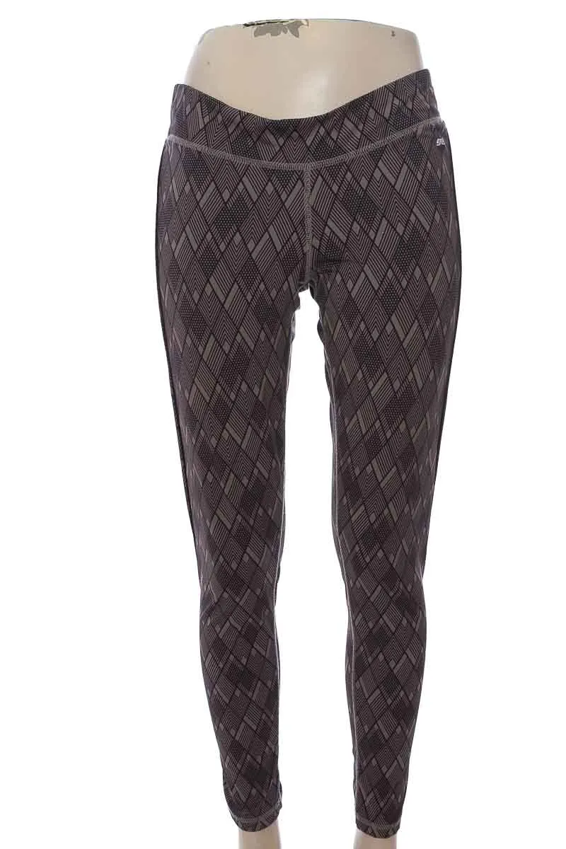 ROPA DEPORTIVA / SALIDA DE BAñO COLOR NEGRO  GEF