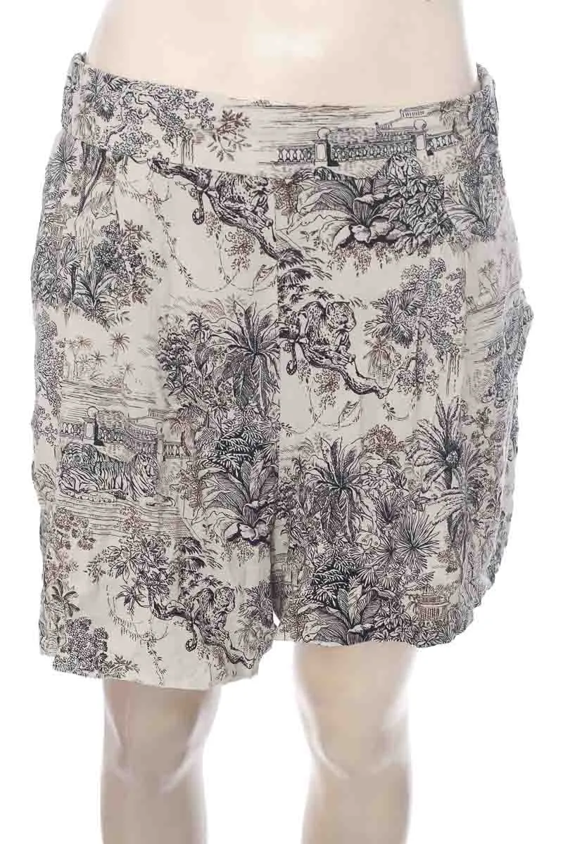 SHORT COLOR BEIGE  H&AMP;M