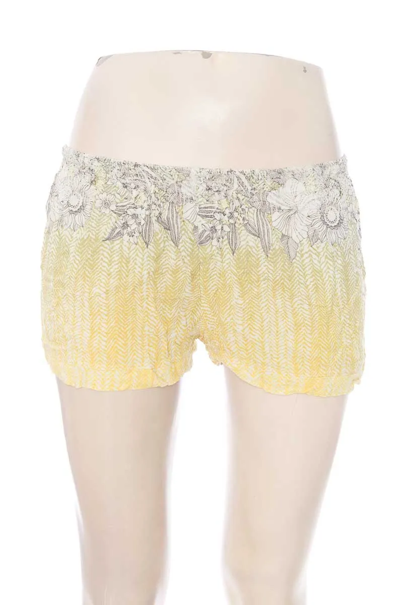 SHORT COLOR VERDE  TOUCHE