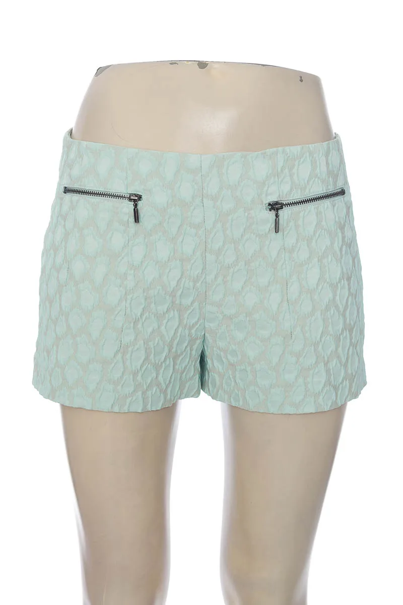 SHORT COLOR VERDE  ZARA