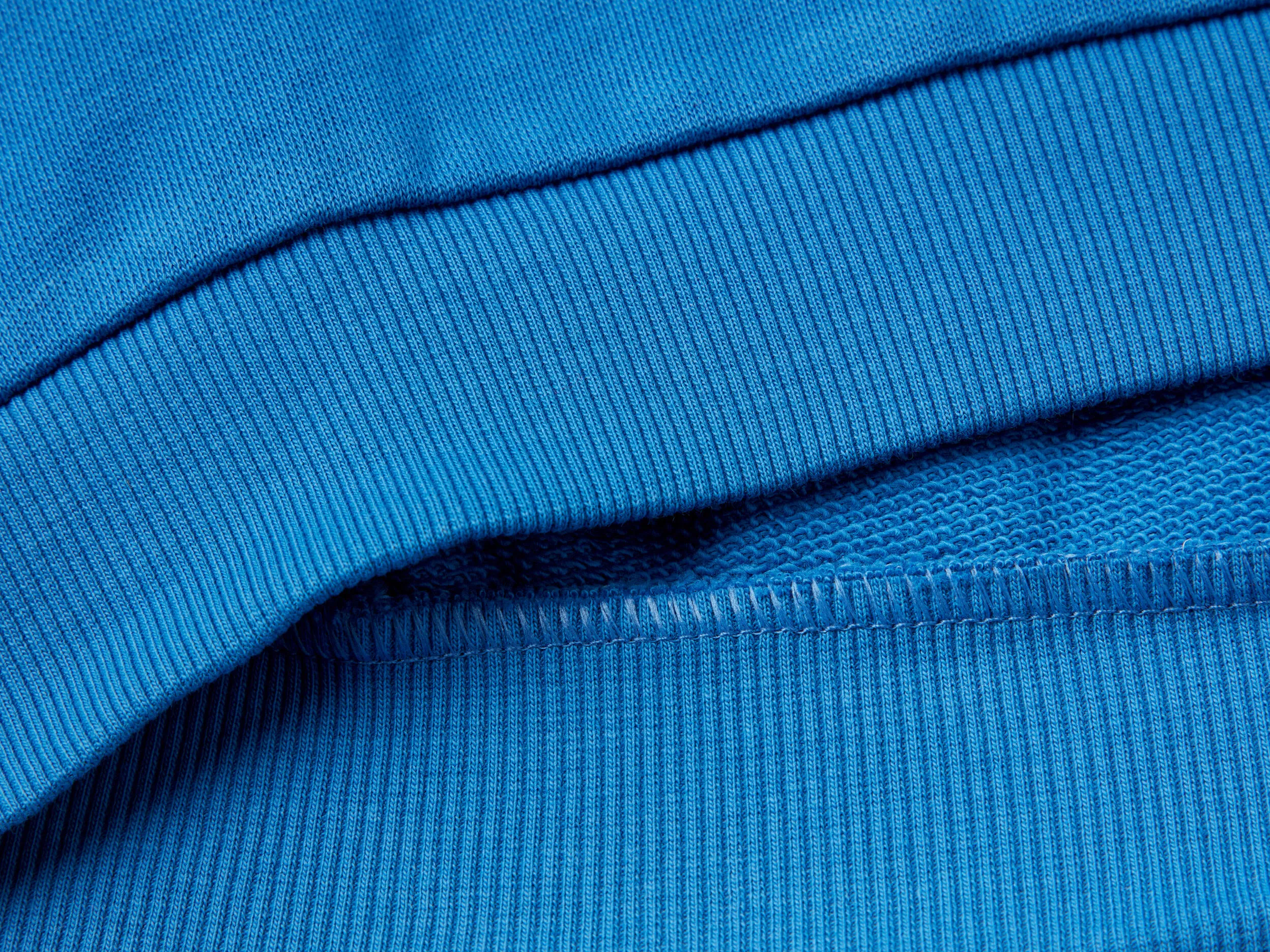 Sudadera color block de algodón orgánico