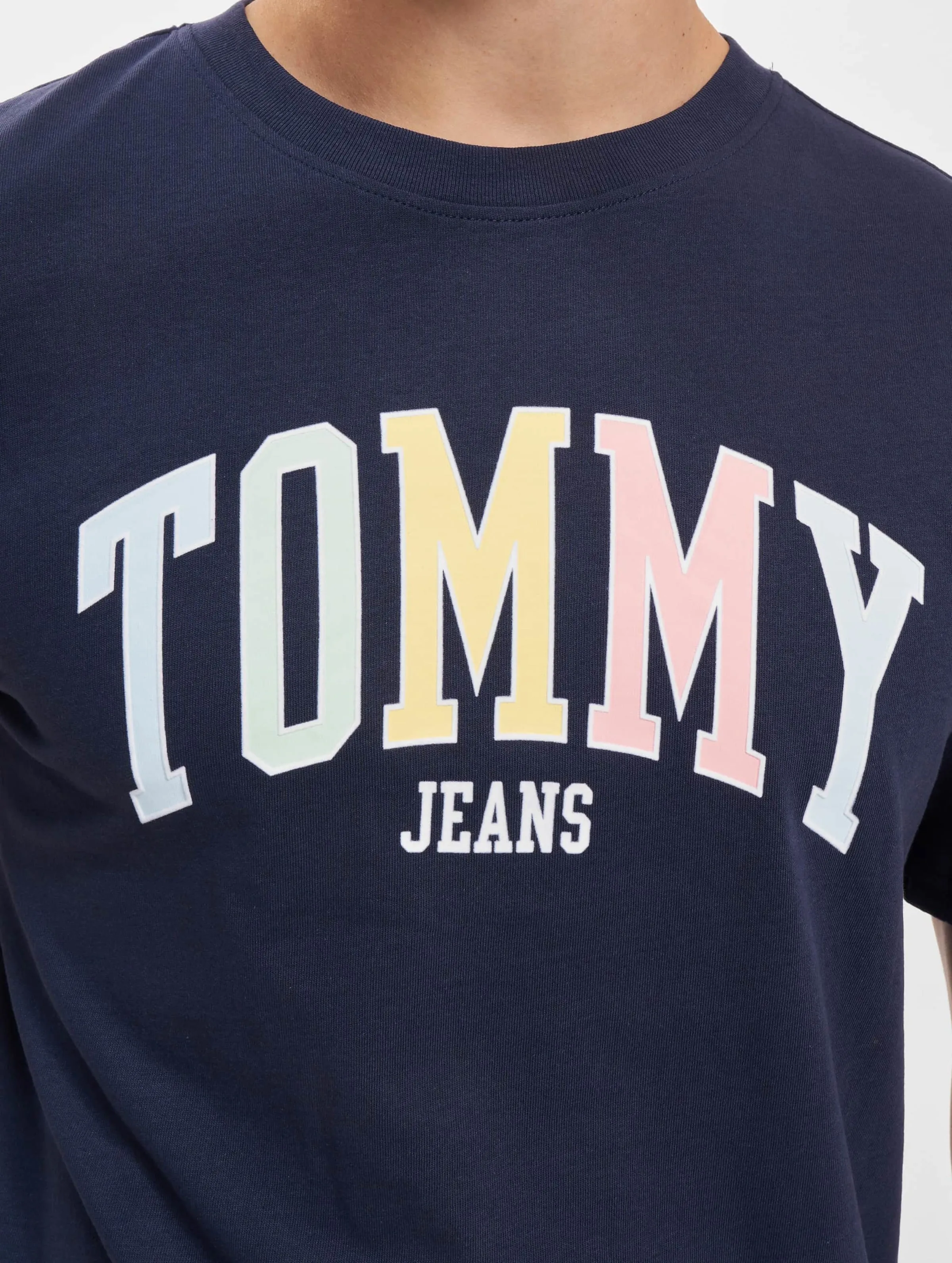 TOMMY JEANS TOMMY JEANS CLSC COLLEGE POP TSHIRT