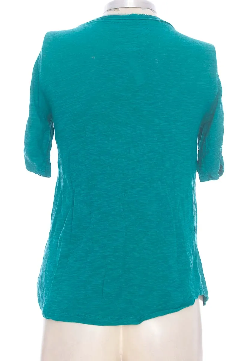 TOP / CAMISETA COLOR VERDE  DELETTA