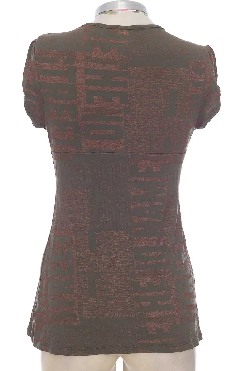 TOP / CAMISETA COLOR VERDE  DESIGUAL