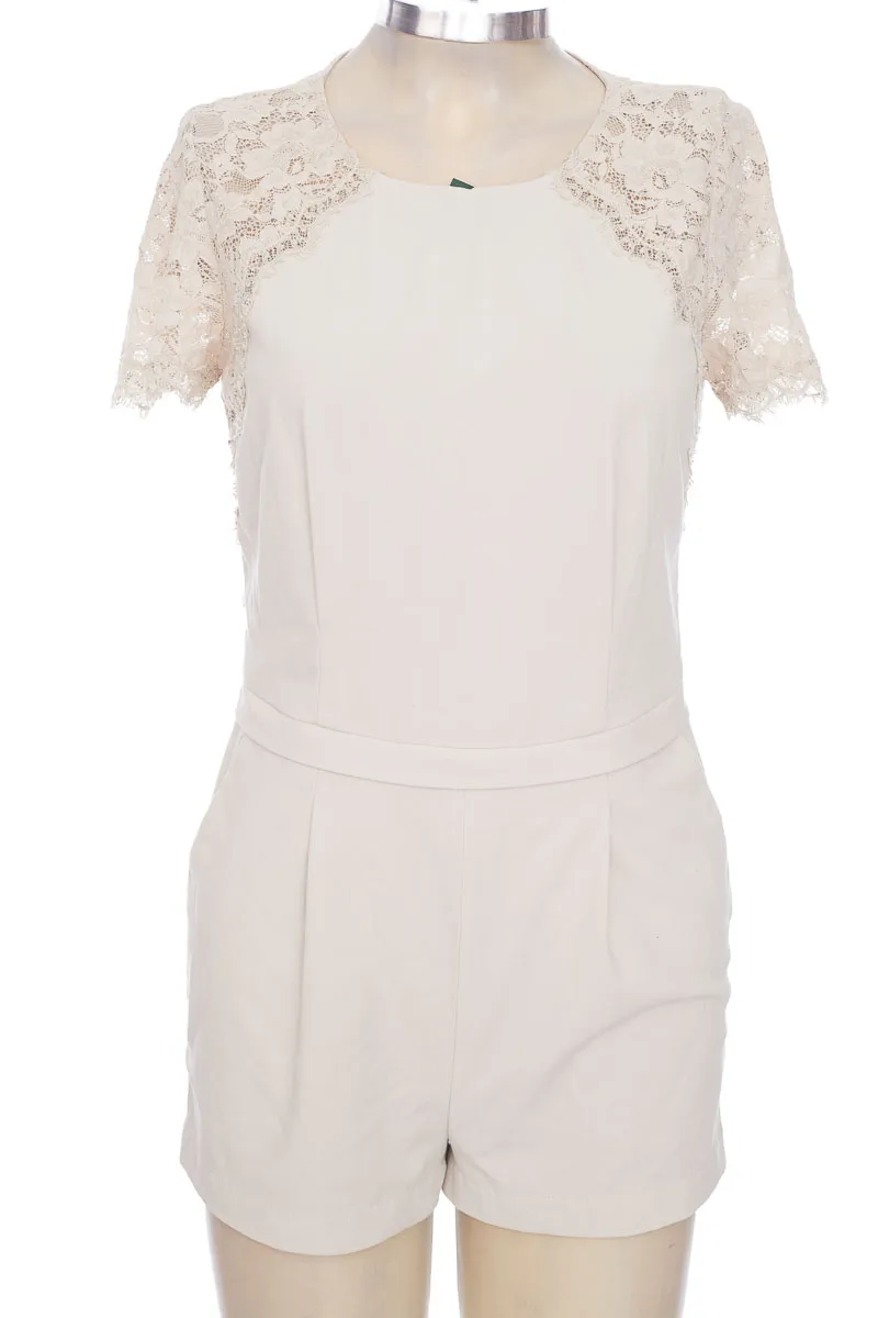 VESTIDO / ENTERIZO COLOR BEIGE  BCBG