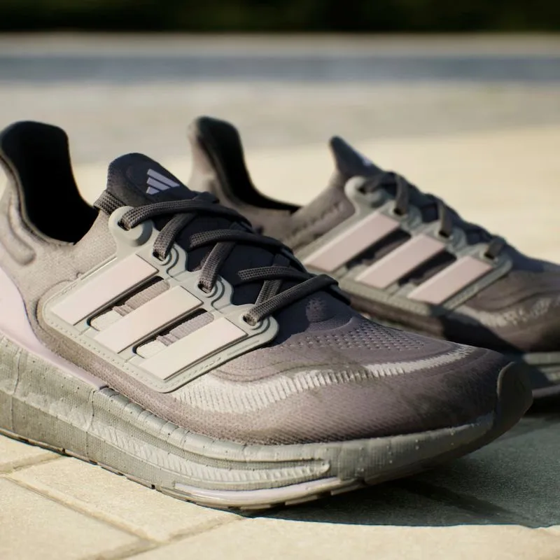 Zapatillas Running Mujer Adidas Ultraboost Light W